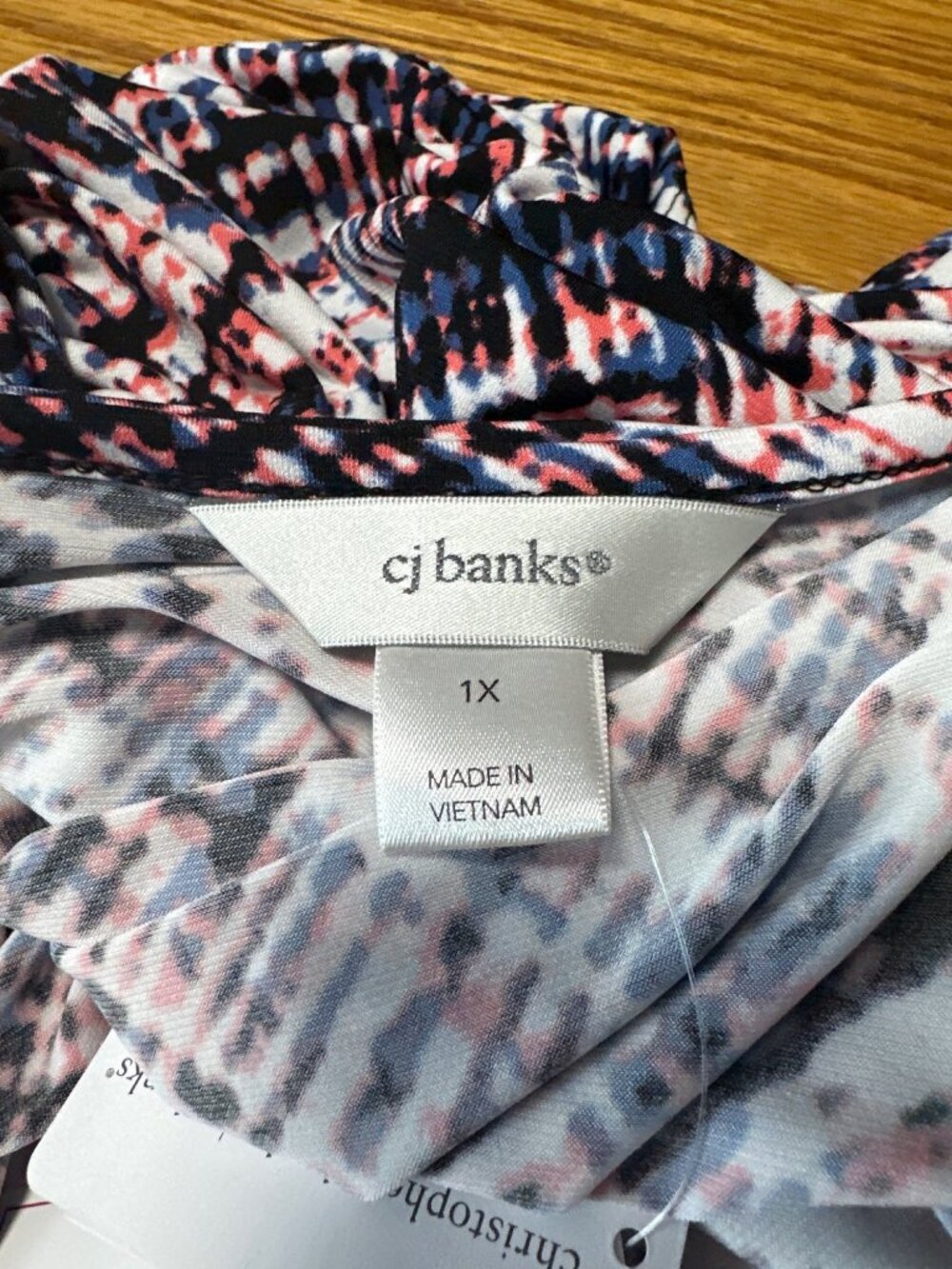 CJ Banks Printed Keyhole Neckline Long Sleeves Tunic Women's Size 1X - Picture 5 of 9